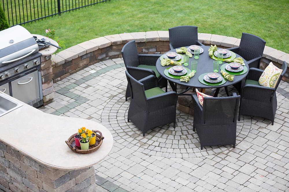 outdoor living spaces kansas city